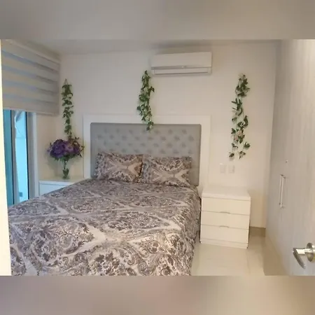 Apartamento De Con Vista Al Mar! Cercania Centro Historico Cartagena